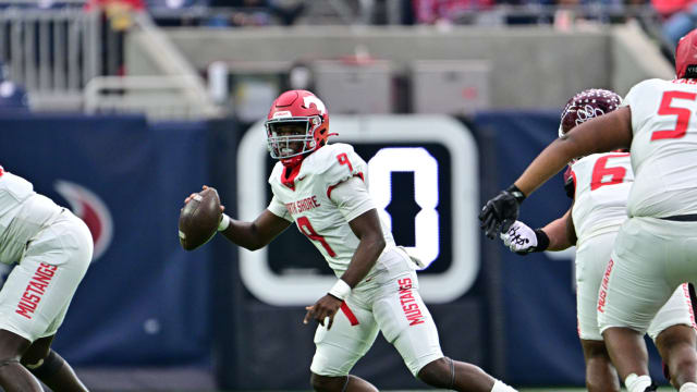 north shore cy fair tom dendy texas uil regional semifinals high school football playoffs houston NRG TIM_9495